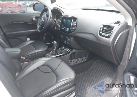 2018 Jeep Compass Altitude 4X4 from USA, damaged, VIN 3C4NJDBBXJT304529